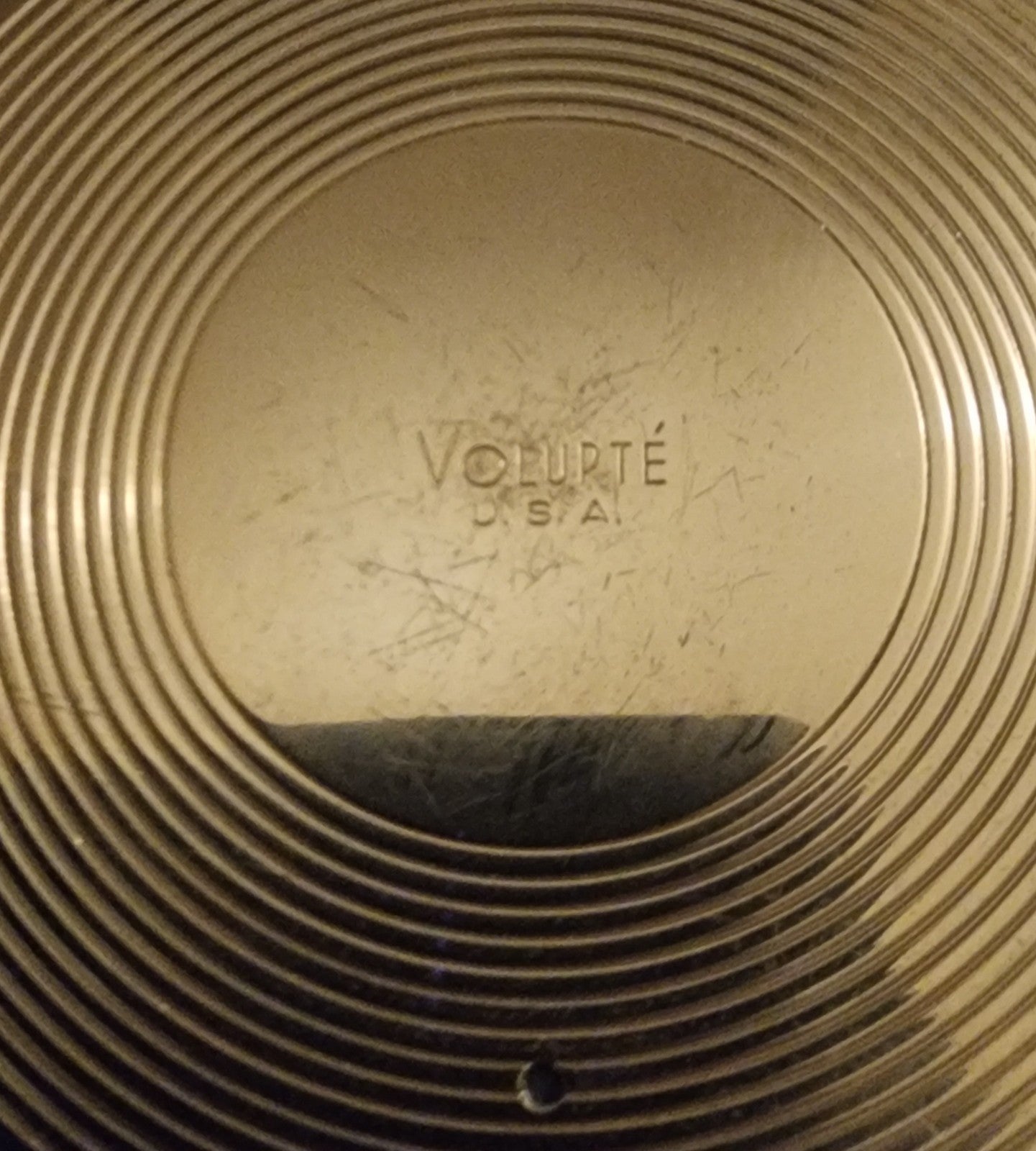 VINTAGE CUB SCOUTS BSA DEN MOTHER VOLUPTE POWDER COMPACT, UNUSED