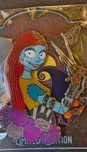 L.E. DISNEY NIGHTMARE BEFORE CHRISTMAS SALLY AS EDWARD SCISSORHANDS FANTASY PIN