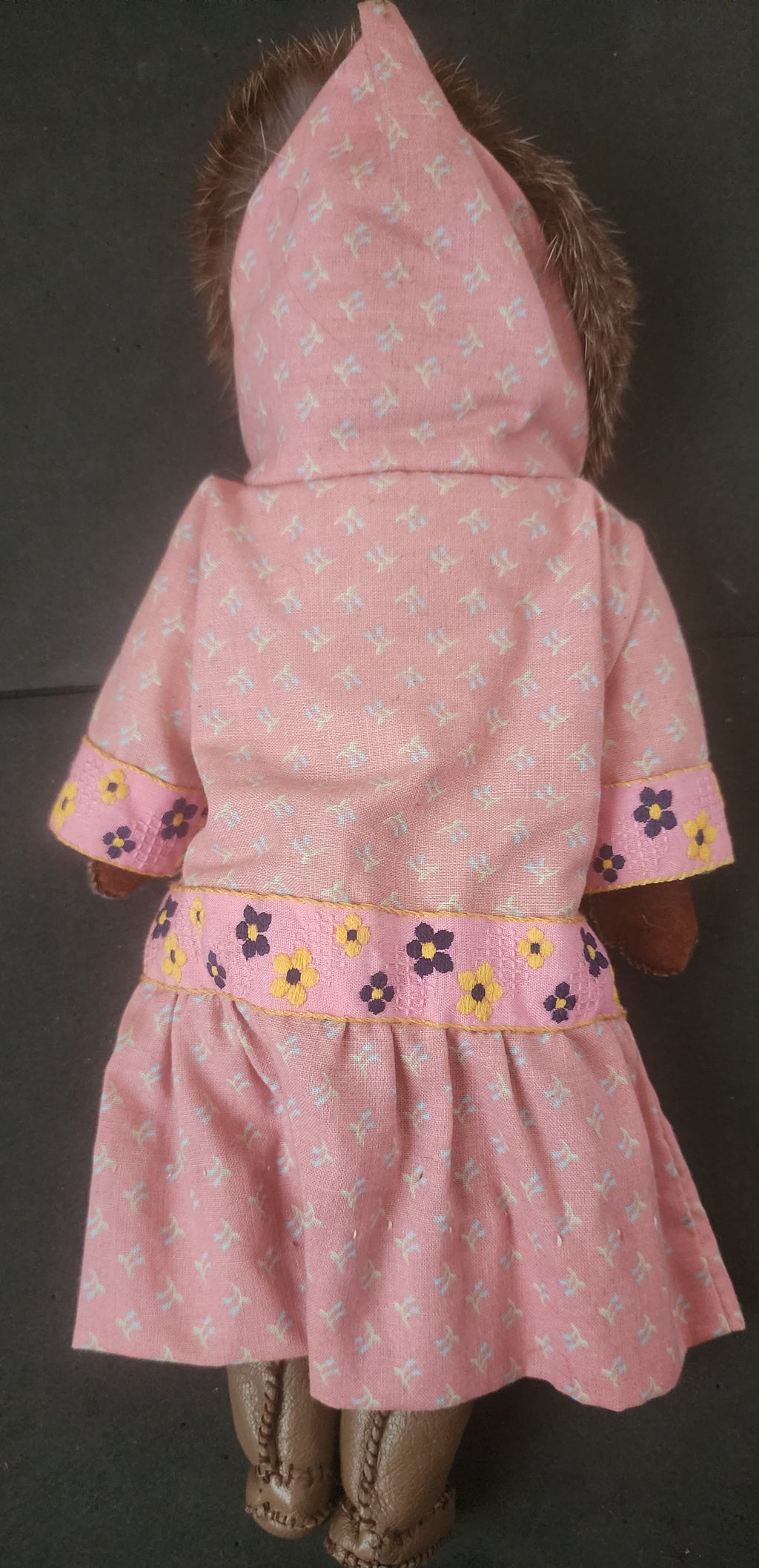 Vintage Handmade Alaskan Eskimo Doll
