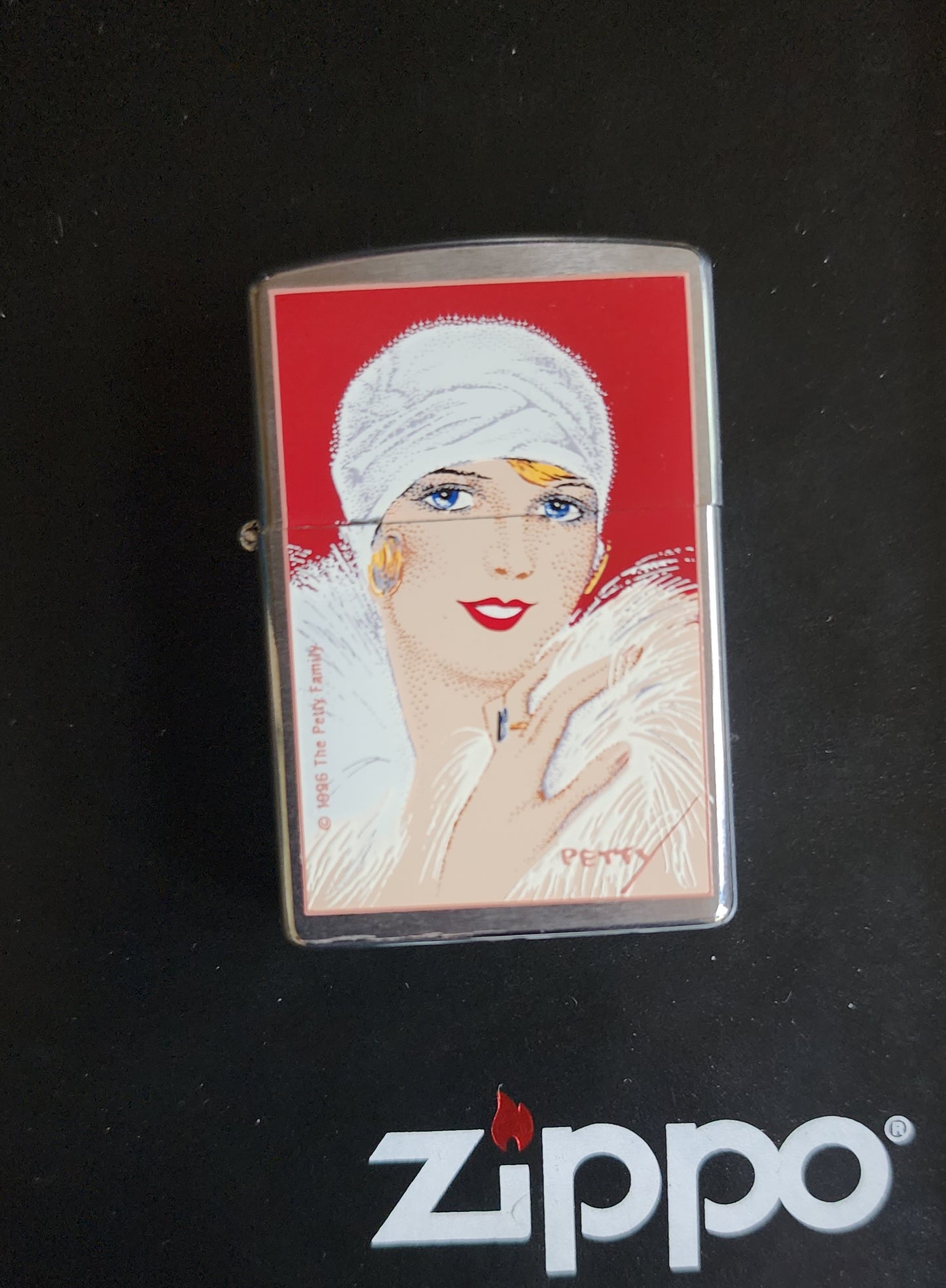VINTAGE ZIPPO 1997 THE PETTY GIRL RED PINUP LIGHTER SEALED IN BOX