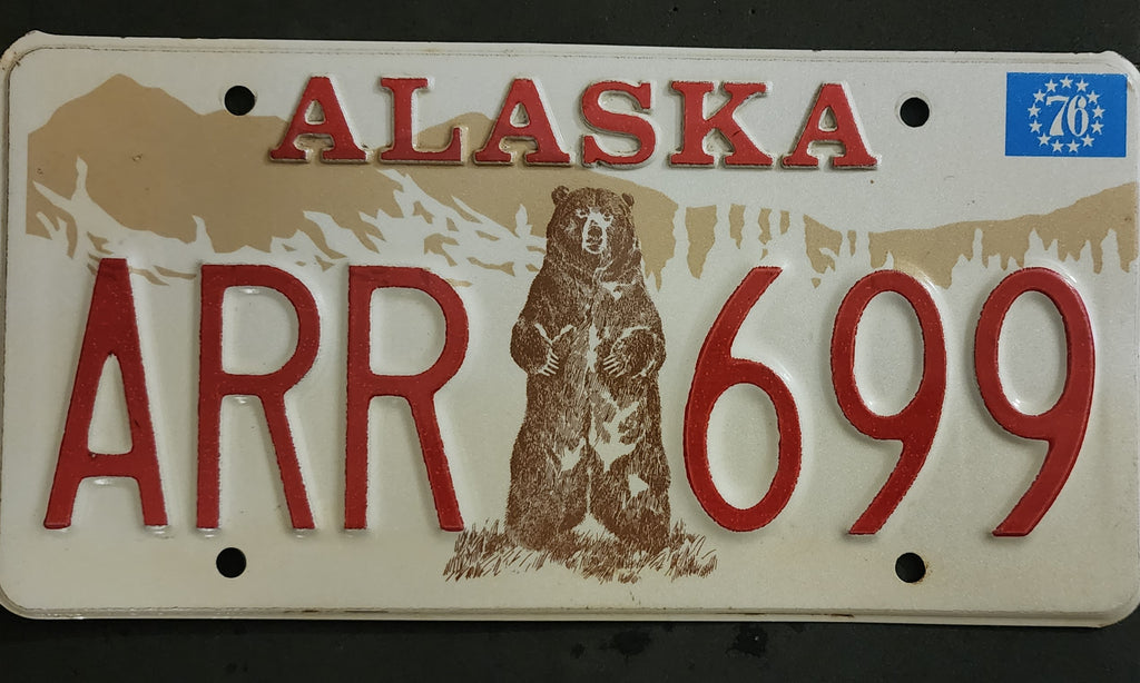 Vintage 1976 Alaska Bicentennial License Plate – Iconic Standing Kodiak Bear Graphic –
