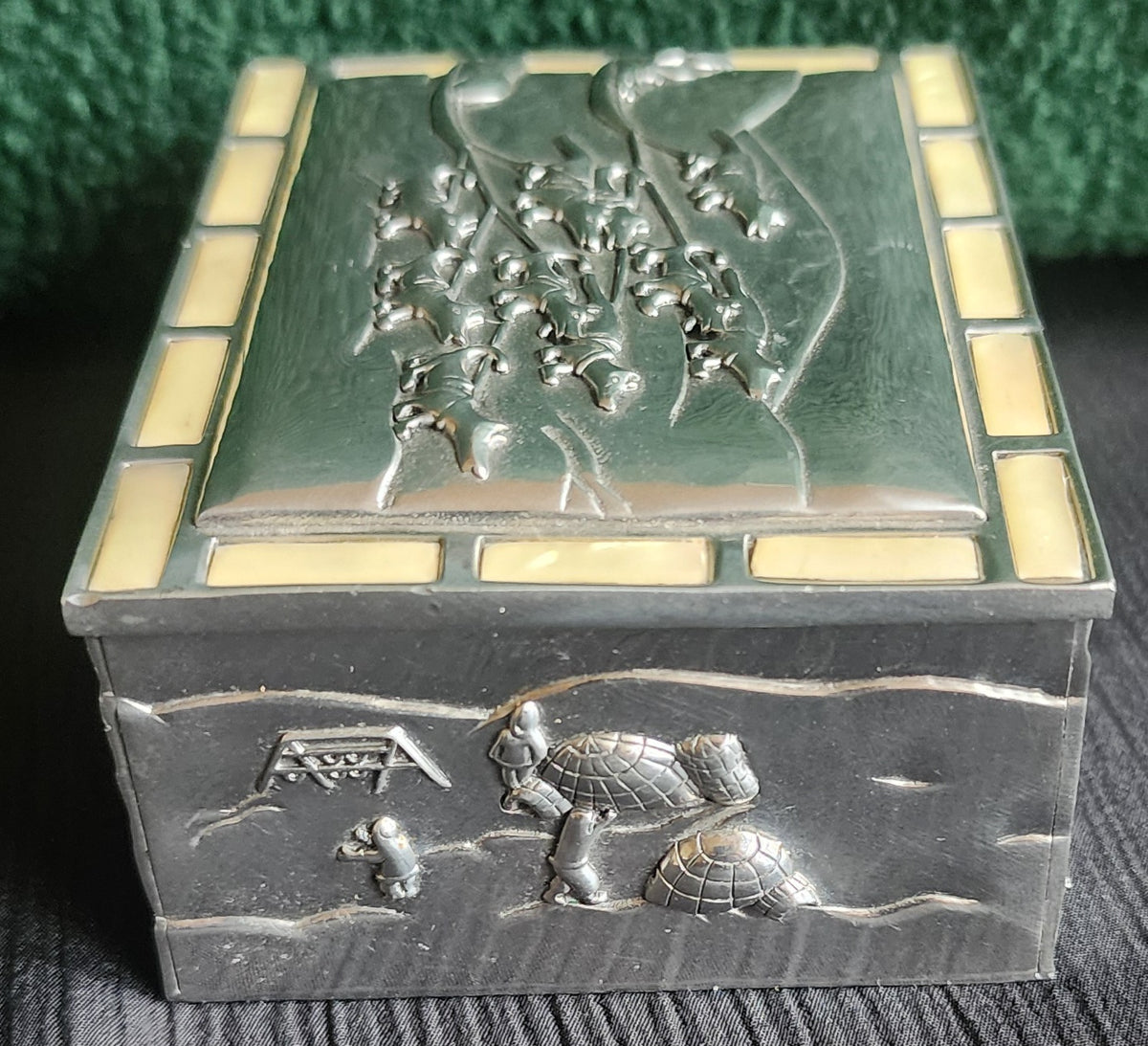 Glen Rabena Northwest Coast Dogsled Chest w/ Abalone Inlays - NOS 3.5x2.75"x1.5"