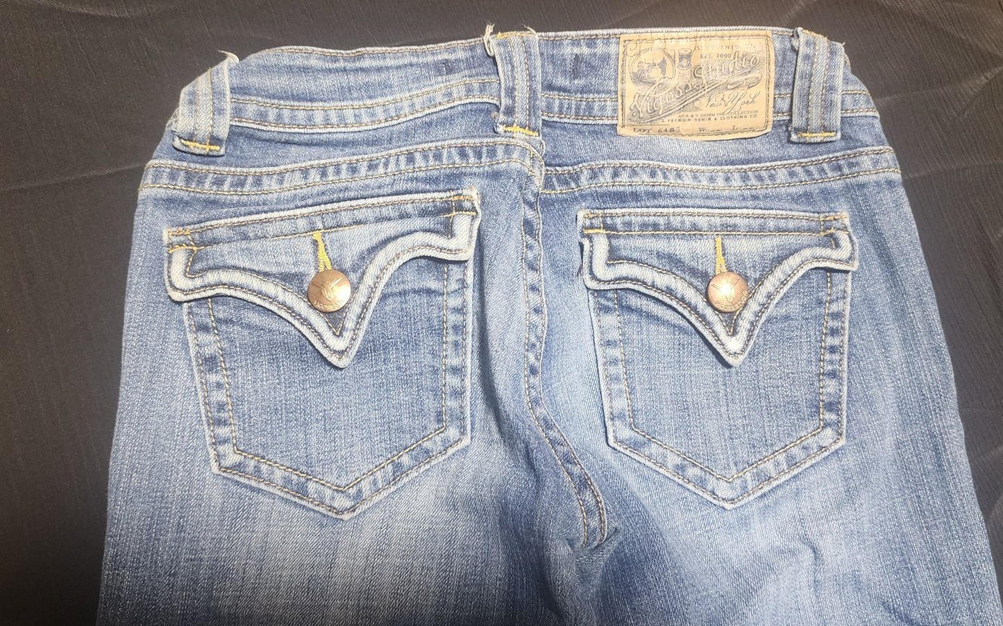 Vigoss The New York  Boot Cut Thick Stitch Woman’s Jeans Size 3/4 Length 34