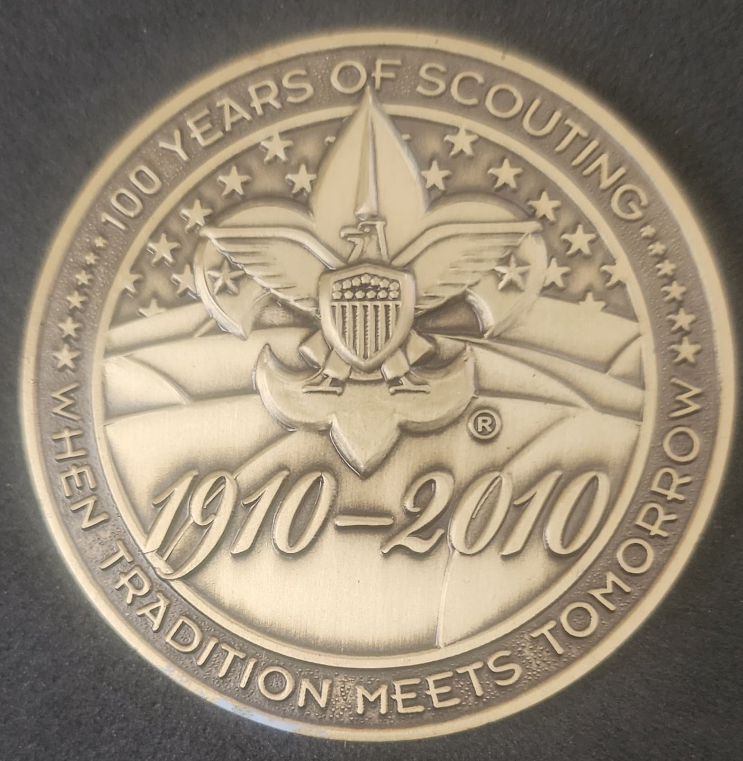 Boy Scout Of America 2010 100 Yr Of Scouting  When Tradition Meets Tomorrow Coin