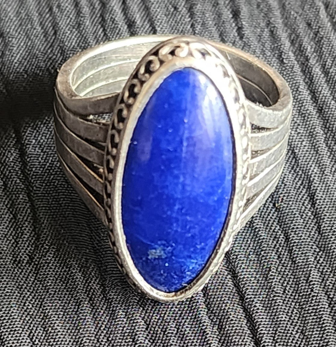 Vintage Sterling Silver .925 Southwestern Lapis Tribal Ring 7.5