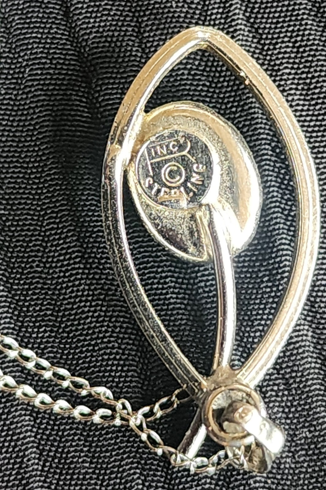 Vintage Rolyn Sterling Silver .925 Pendant with 14k White Gold Chain