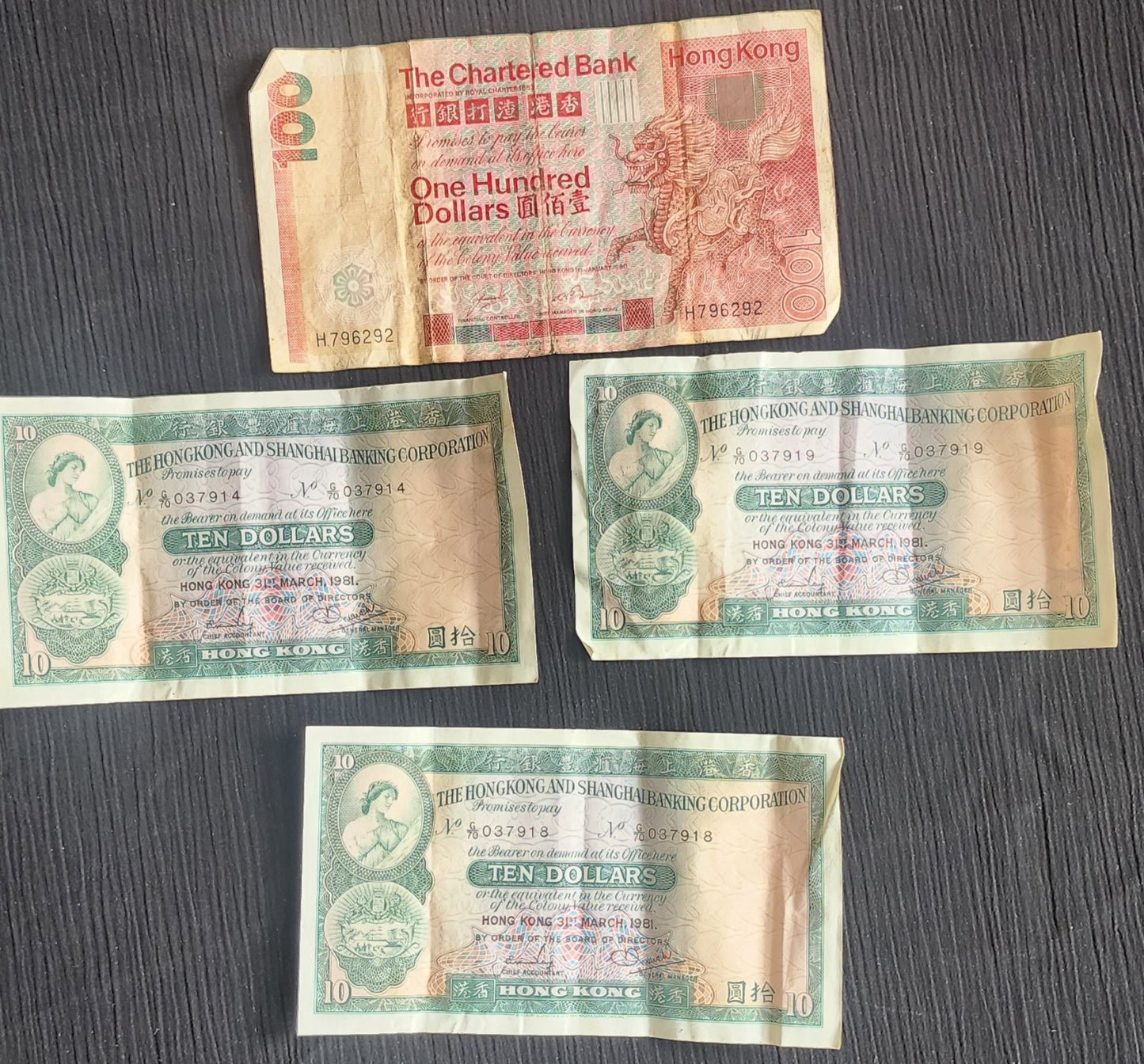 Lot of (4) Hong Kong Chartered Bank Notes 100 Dollars  + (3) 10 Dollar 1980-81