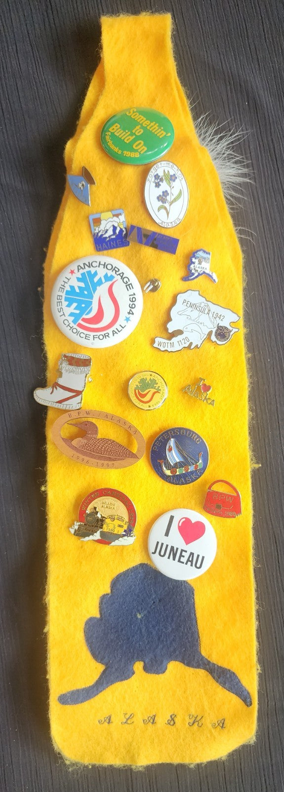 LOT OF (37) LAPEL/HAT PINS And Handmade Alaska Sash ALASKA ENAMEL MIXED VINTAGE