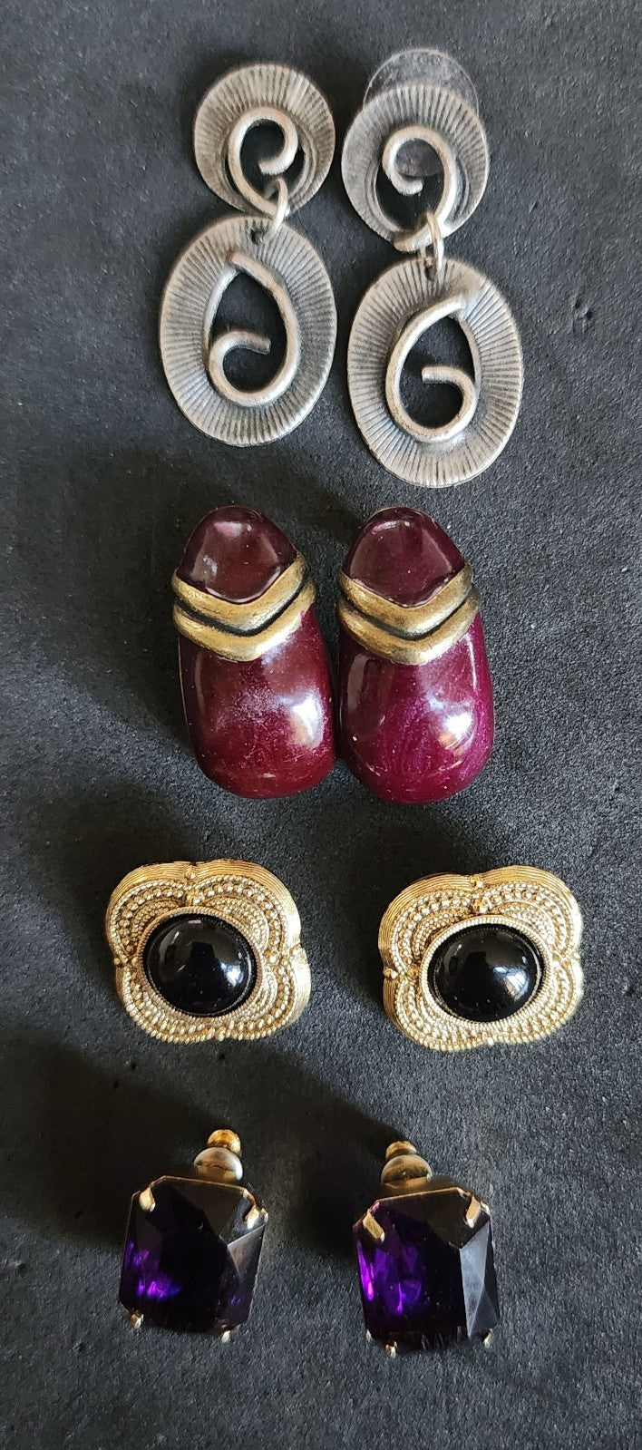 Vintage Jewelry Lot of (4) pairs Earrings Pierced
