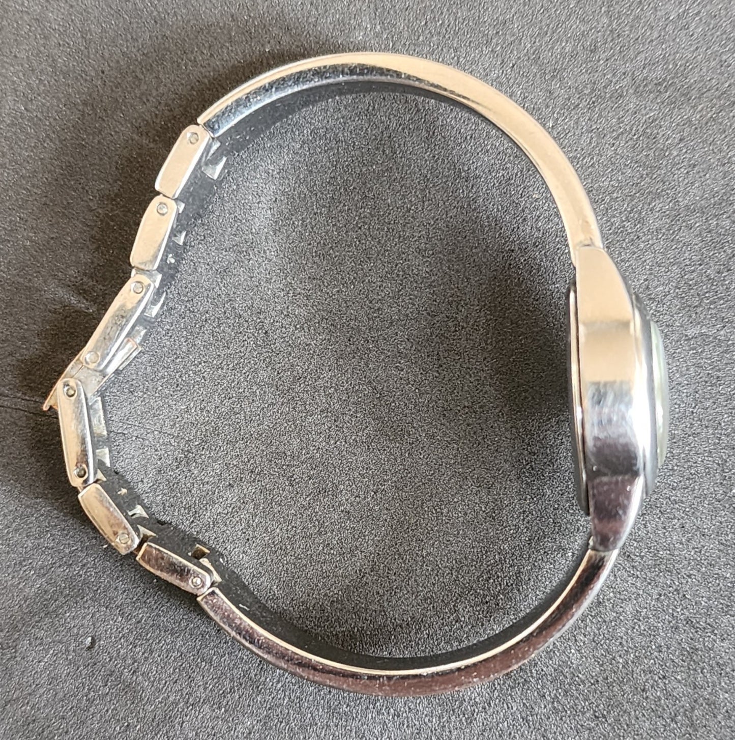 Disney Seiko (SII) Womens Vintage Bambi wrist watch w/ new Battery Runs