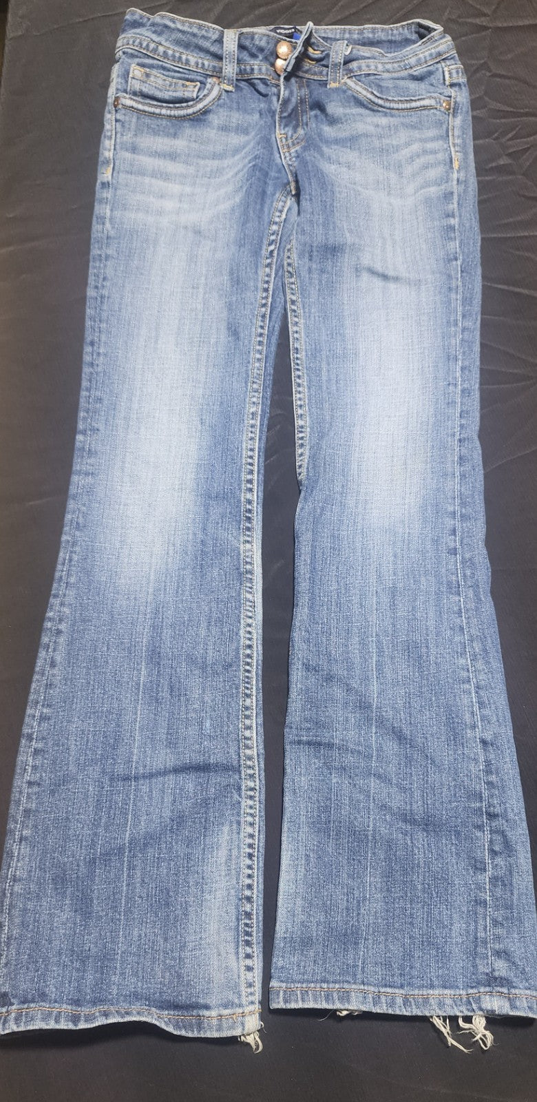 Vigoss The New York  Boot Cut Thick Stitch Woman’s Jeans Size 3/4 Length 34